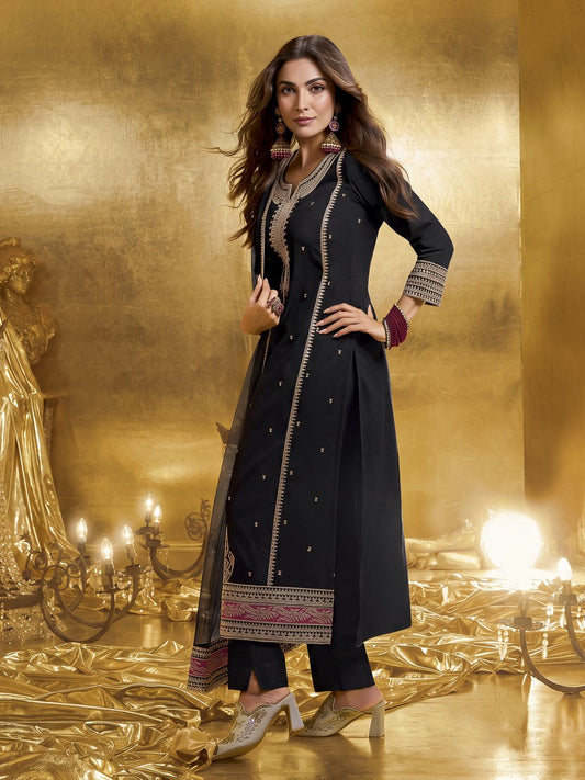 Women Paisley Zari and Sequinned Embroidered Kurta Set with Dupatta