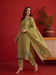 Women Ethnic Motifs Embroidered Regular Thread Work Chanderi Cotton Kurta Set
