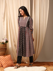 Women Floral Black Printed Panelled Gotta Patti Kurta with Trousers