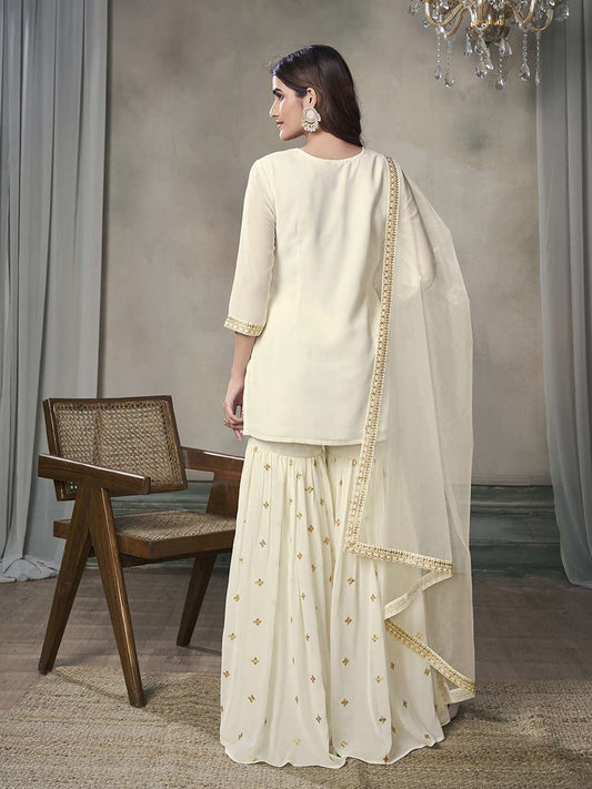 Women Floral Zari Sequinned Embroidered Kurta Set with Dupatta