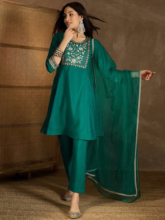 Floral Thread & Sequinned Yoke Round Neck Kurta & Trousers With Dupatta