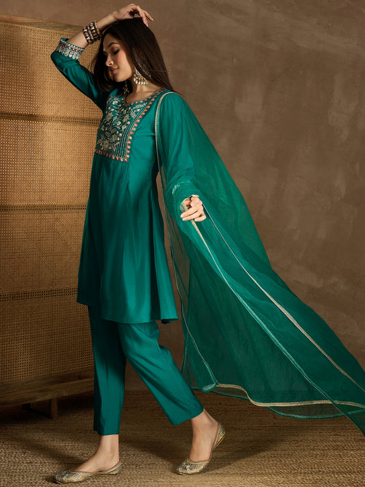 Floral Thread & Sequinned Yoke Round Neck Kurta & Trousers With Dupatta