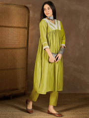 Floral Embroidered V Neck Thread Work Pleated Kurta With Trousers
