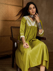 Floral Embroidered V Neck Thread Work Pleated Kurta With Trousers