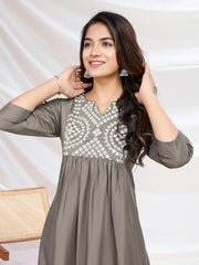 Women Geometric Yoke Design Sequinned White Romance Kurta