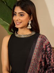 Round Neck Sequinned Straight Sleeveless Kurta & Trousers With Dupatta