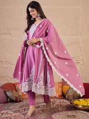 Women Floral Thread and Sequinned Embroidered Kurta Set with Dupatta