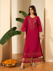 Floral Yoke Design Sweetheart Neck Straight Kurta & Trousers With Dupatta