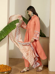 Floral Thread Embroidered Mandarin Collar Kurta & Trousers With Dupatta