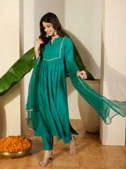 Pleated A-Line Gota Detailed Round Neck Kurta & Trousers With Dupatta