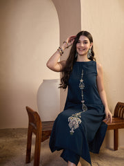 Women Ethnic Motifs Embroidered Regular Thread Work Kurta with Trousers