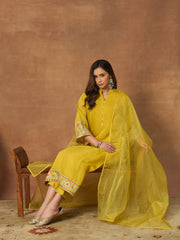 Women Ethnic Motifs Embroidered Regular Thread Work Chanderi Cotton Kurta with Trousers & With Dupatta
