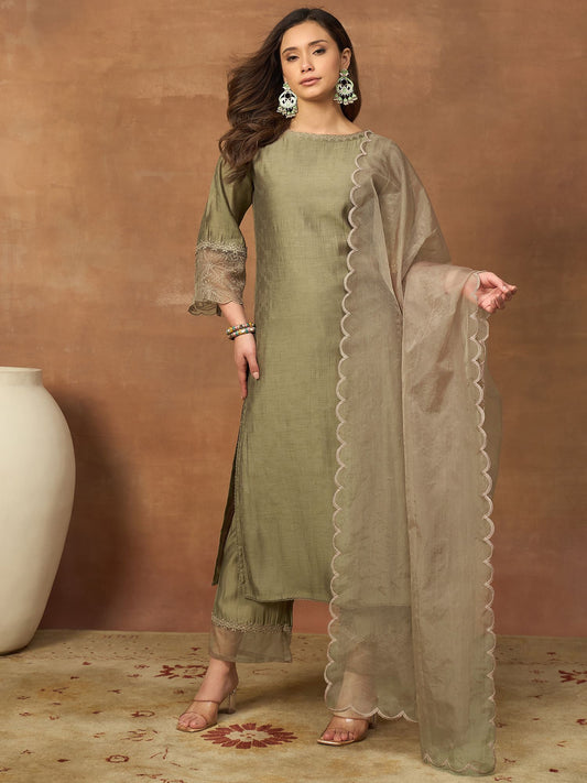 Women Regular Kurta with Trousers & With Dupatta