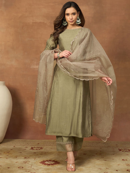Women Regular Kurta with Trousers & With Dupatta
