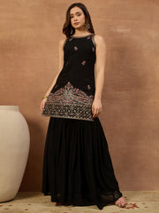 Women Ethnic Motifs Embroidered Regular Thread Work Kurti with Sharara & With Dupatta
