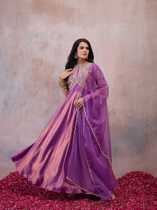 Women Embroidered Anarkali Kurta