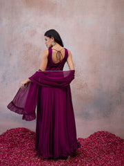 Women Ethnic Motifs Embroidered Thread Work Grandeur & Majestic Artwork Georgette Anarkali Kurta