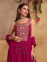 Women Embellished Thread Work Grandeur & Majestic Artwork Georgette Anarkali Kurta