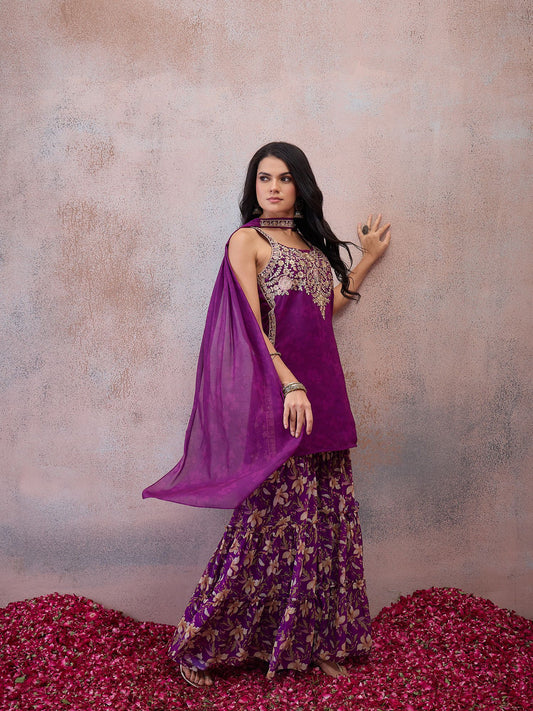 Women Floral Embroidered Regular Thread Work Kurta with Sharara & With Dupatta