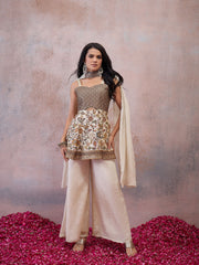 Women Ethnic Motifs Embroidered Regular Kurta Sets