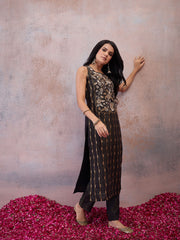 Women Ethnic Motifs Embroidered Regular Thread Work Pure Silk Kurta with Trousers