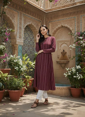 Women Keyhole Neck Kurta