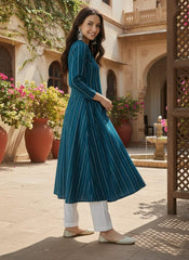 Women Keyhole Neck Kurta