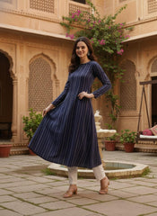 Women Keyhole Neck Kurta