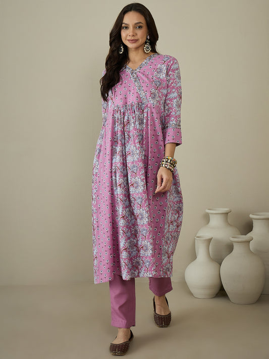 Women Floral Printed Angrakha Sequinned Kurta with Trousers