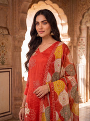 Women Floral Printed Regular Beads and Stones Pure Silk Kurta with Trousers & With Dupatta