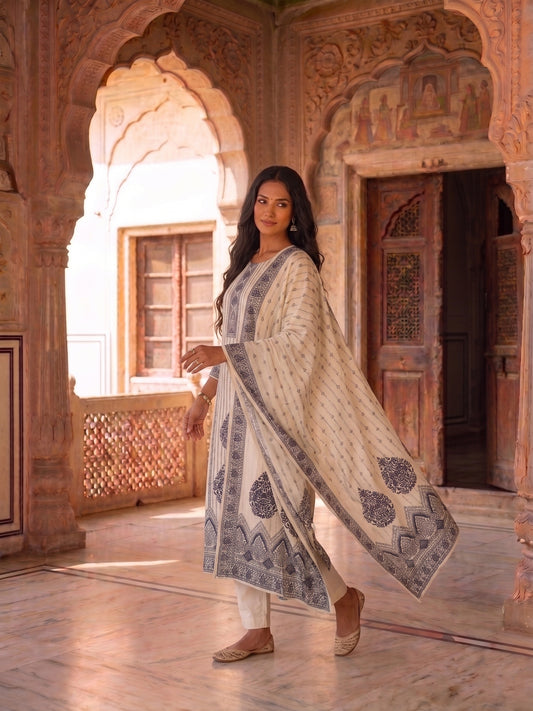 Women Ethnic Motifs Printed Regular Sequinned Kurta with Trousers & With Dupatta