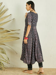 Women Ethnic Motifs Printed Anarkali Kurta with Trousers