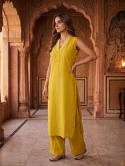 Women Ethnic Motifs Embroidered Regular Thread Work Kurta with Palazzos