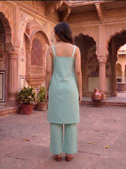 Women Floral Embroidered Regular Thread Work Kurti with Trousers