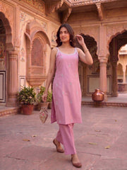 Women Ethnic Motifs Embroidered Regular Thread Work Kurta with Trousers