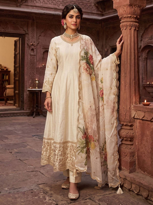 Off White Silk Embridery Kurta Set