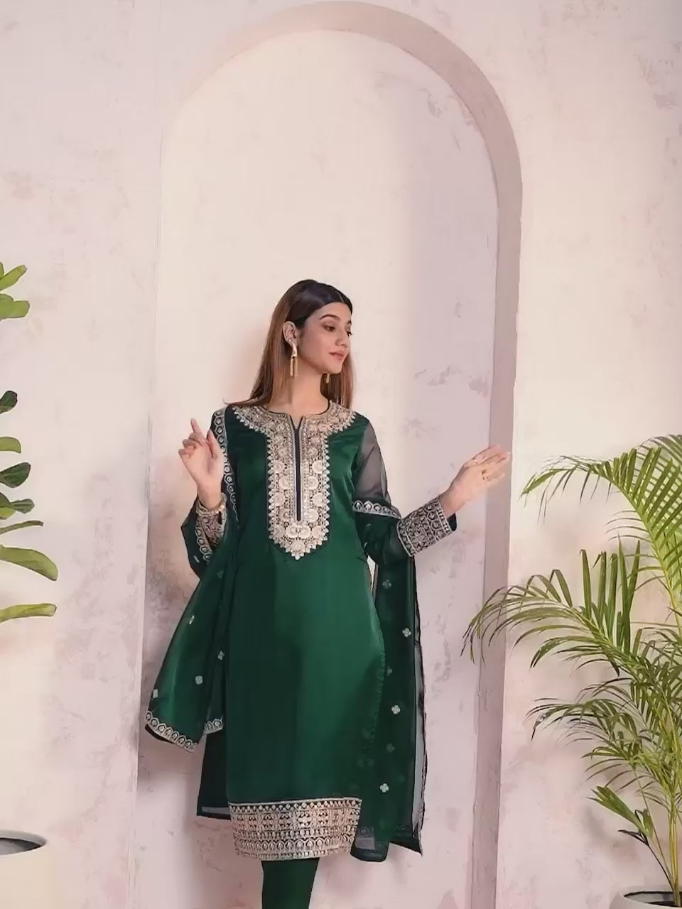 Women Ethnic Motifs Embroidered Regular Sequinned Kurta with Trousers & With Dupatta
