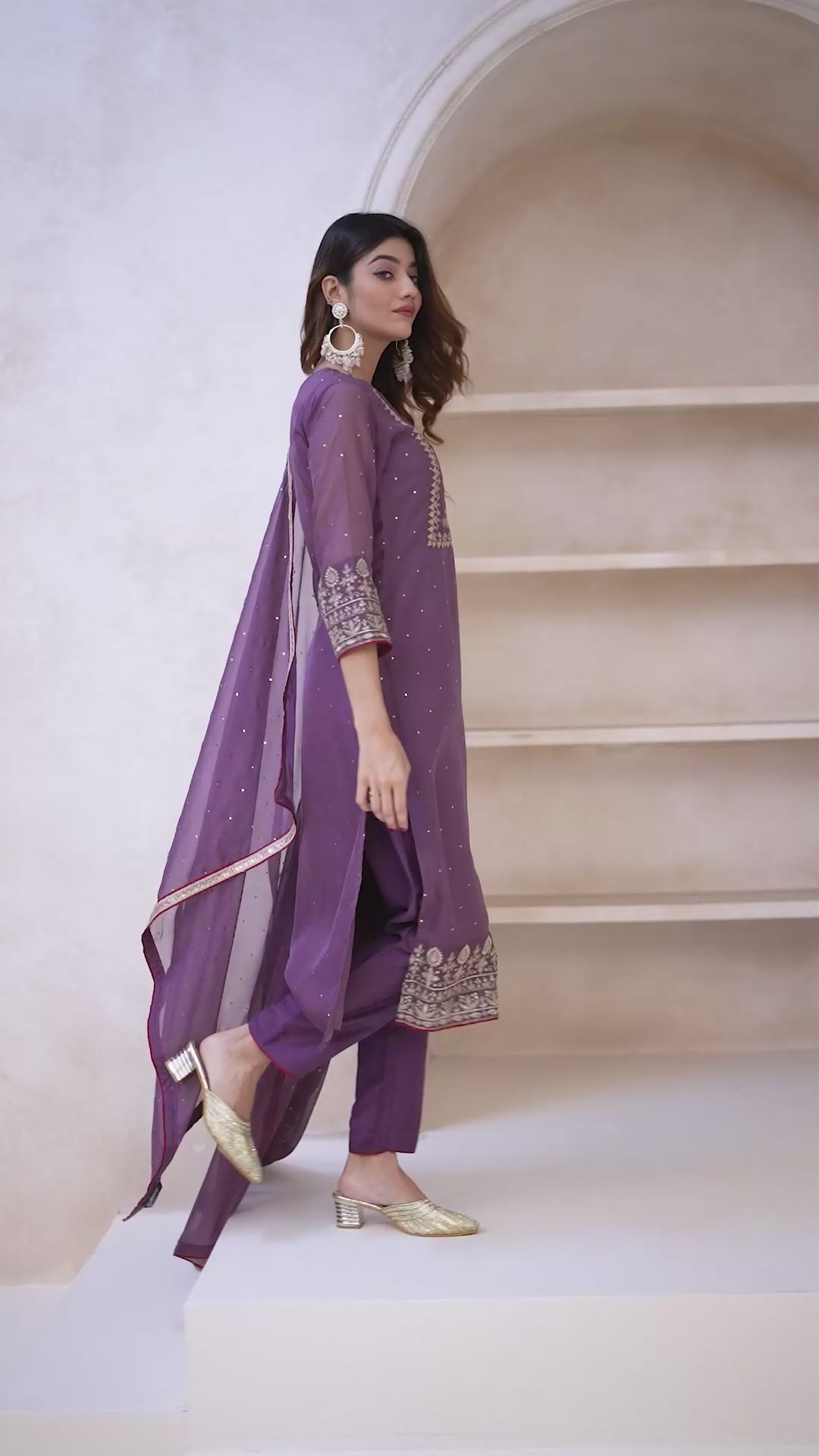 Purple Floral Embroidered Yoke & Border Zari Straight Kurta & Trousers With Dupatta