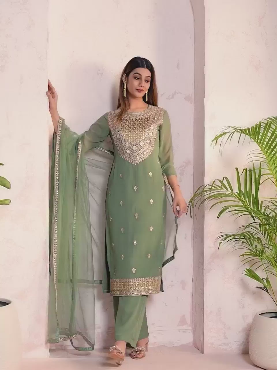 Women Floral Yoke Design Regular Sequinned Kurta with Palazzos & With Dupatta