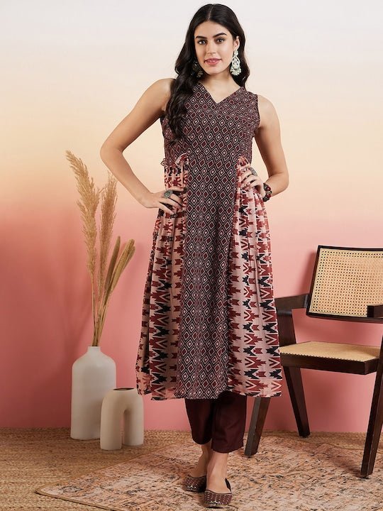 Brown Ethnic Motifs Printed Panelled Kurta with Trousers - Inddus.com