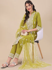 Green Floral Embroidered Thread Work Straight Kurta & Trousers With Dupatta - Inddus.com