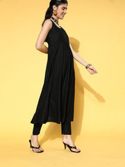 Solid Silk Blend Nuovo Sleeves Kurta Set - Inddus.com