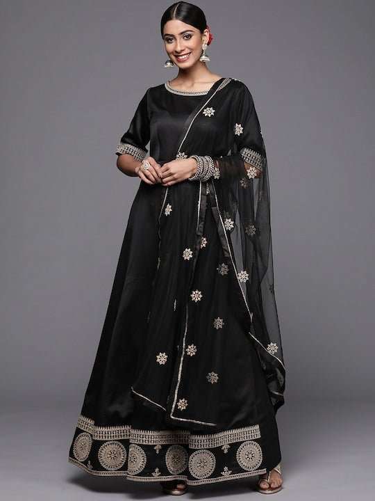 Women Black Gold Print  Anarkali Kurta With Viscose Leggings & Net Dupatta