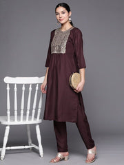 Women Embroidered Kurta With Trousers - Inddus.com