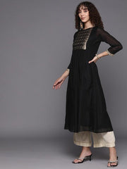 Women Ethnic Motifs Yoke Design Kurta - Inddus.com