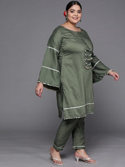Women Green Solid Gotta Patti Detail Kurta with Trousers - Inddus.com