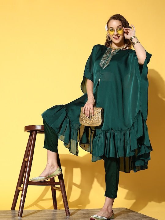 Women Green Yoke Design High Slit Sequinned Kurta with Trousers - Inddus.com