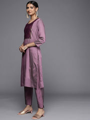 Women Mauve Yoke Design Kurta with Trousers - Inddus.com